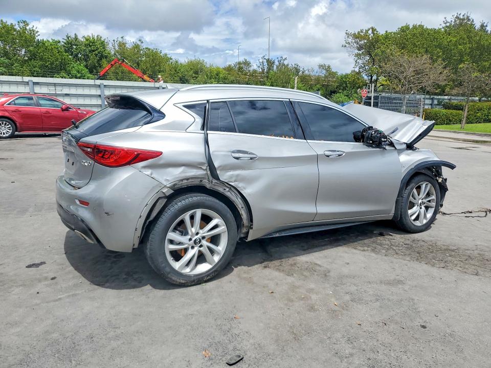 48298016 :رقم المزاد ، SJKCH5CP6KA007654 vin ، 2019 Infiniti Qx30 مزاد بيع