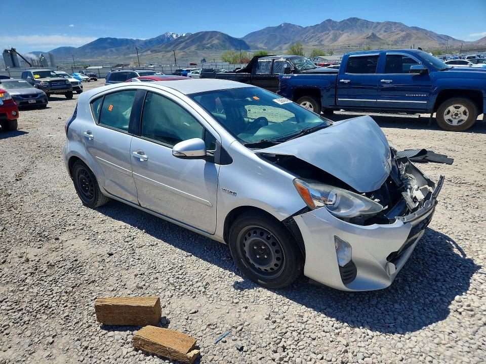 Продаж на аукціоні авто 2016 Toyota Prius C, vin: JTDKDTB36G1138572, номер лоту: 50640946