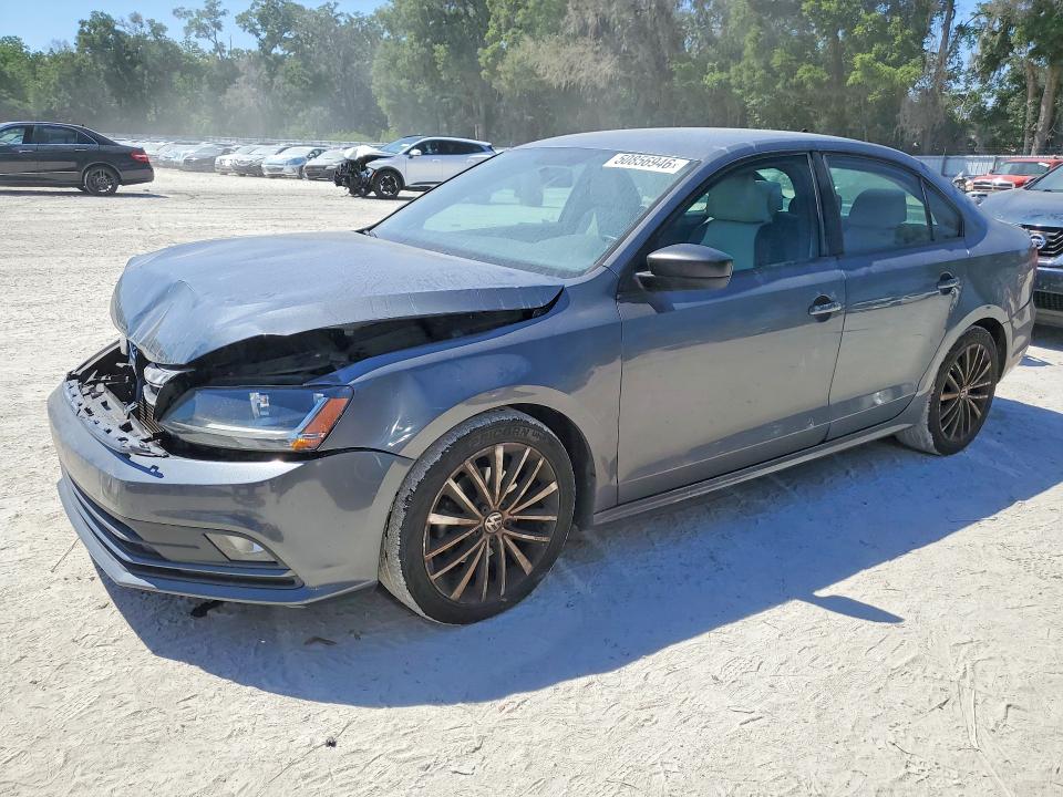 50856946 :رقم المزاد ، 3VWD17AJ9HM303248 vin ، 2017 Volkswagen Jetta مزاد بيع
