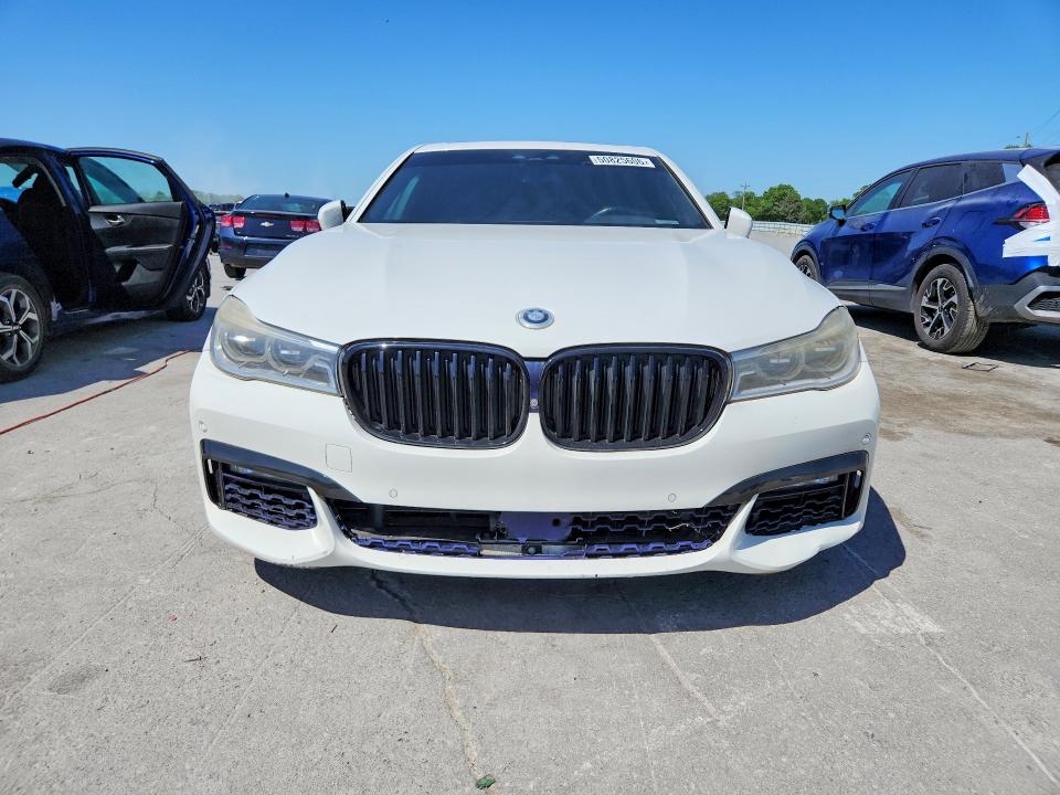 50825606 :رقم المزاد ، WBA7F2C50GG416256 vin ، 2016 Bmw 750 مزاد بيع