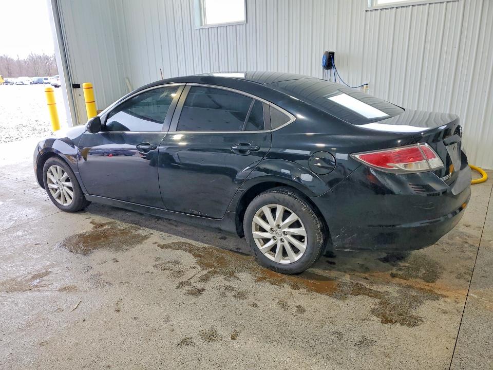 48526236 :رقم المزاد ، 1YVHZ8CH9B5M11860 vin ، 2011 Mazda 6 مزاد بيع