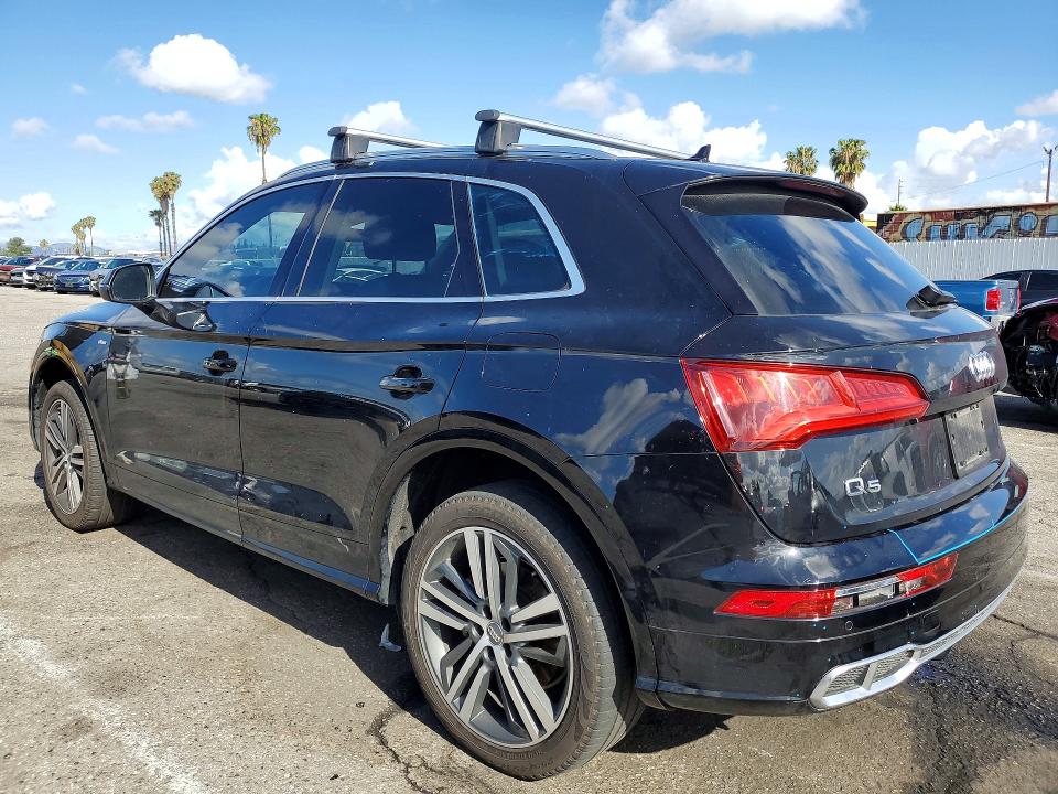 49450416 :رقم المزاد ، WA1E2AFY1L2070077 vin ، 2020 Audi Q5 E مزاد بيع