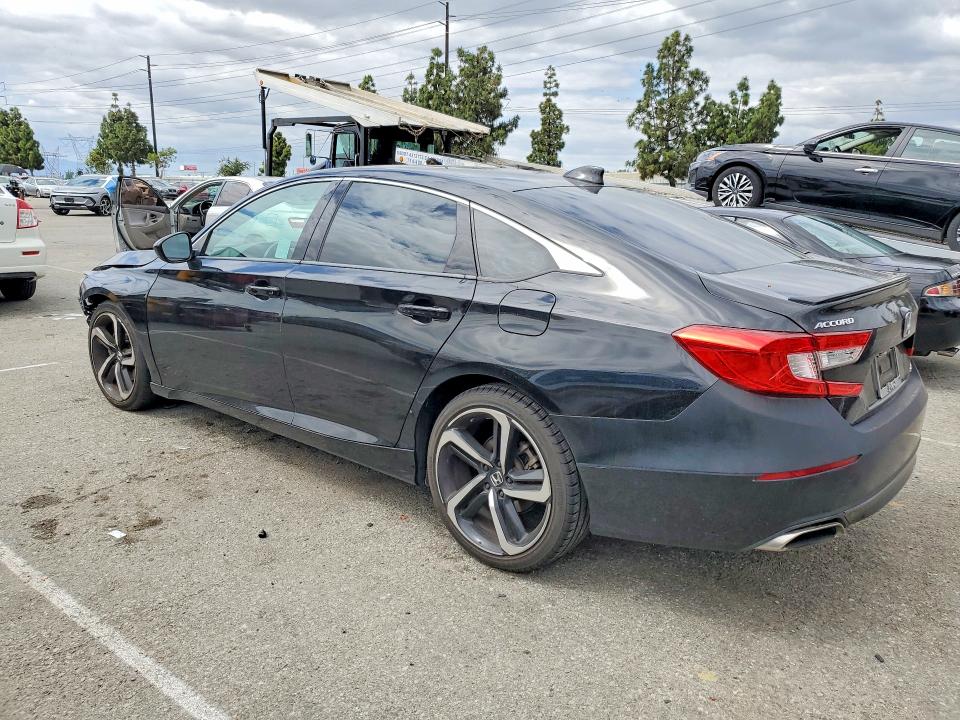 Продажа на аукционе авто 2018 Honda Accord, vin: 1HGCV1F38JA025652, номер лота: 50907996