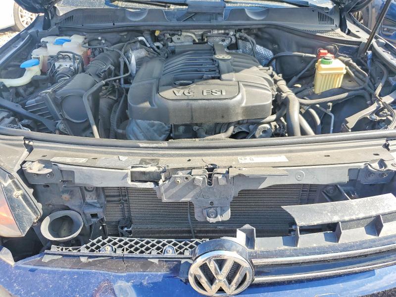Продажа на аукционе авто 2011 Volkswagen Touareg, vin: WVGFF9BPXBD004233, номер лота: 50439996