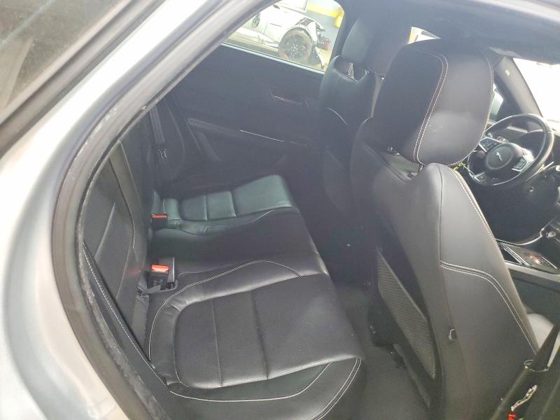 48415936 :رقم المزاد ، SAJBG4FV9JCY67218 vin ، 2018 Jaguar Xf مزاد بيع