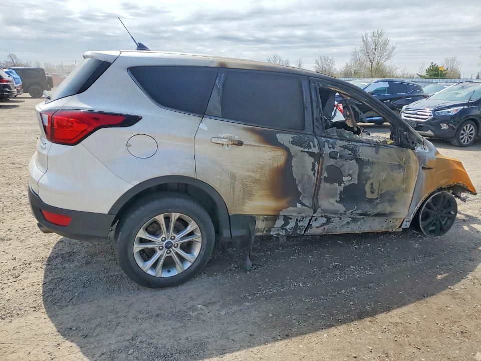 Продажа на аукционе авто 2019 Ford Escape, vin: 1FMCU0GD0KUB37926, номер лота: 50622106