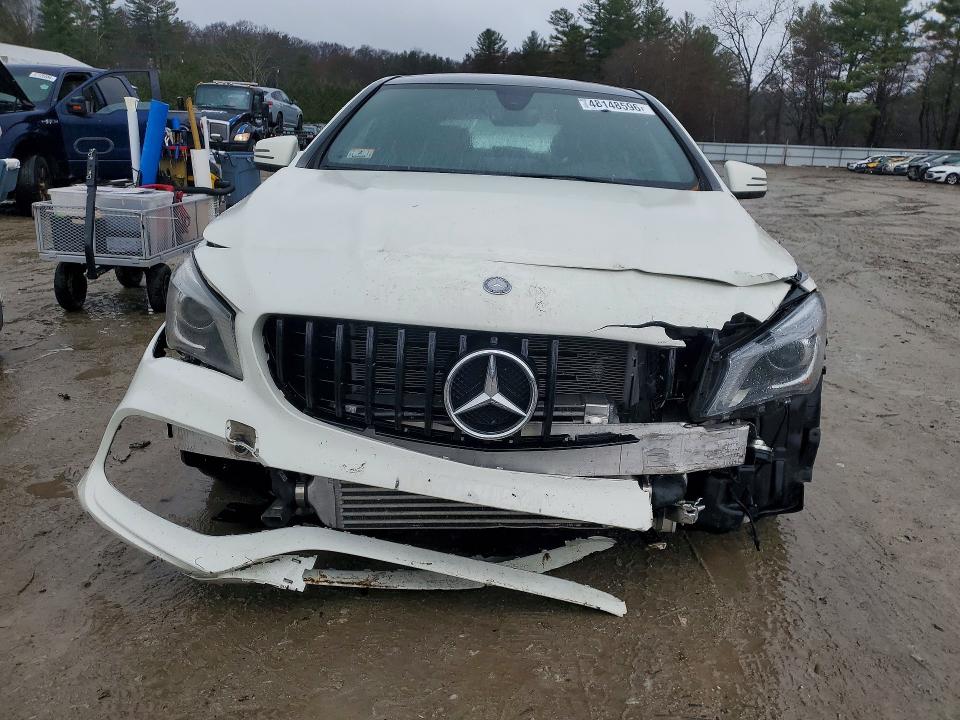 48148596 :رقم المزاد ، WDDSJ4EB8FN168882 vin ، 2015 Mercedes-benz Cla مزاد بيع