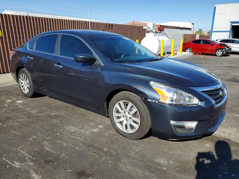 Продаж на аукціоні авто 2015 Nissan Altima, vin: 1N4AL3AP4FN384245, номер лоту: 50581266