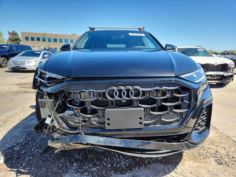 2025 Audi Q8 მანქანა იყიდება აუქციონზე, vin: WA1EVBF11SD037535, აუქციონის ნომერი: 50978036