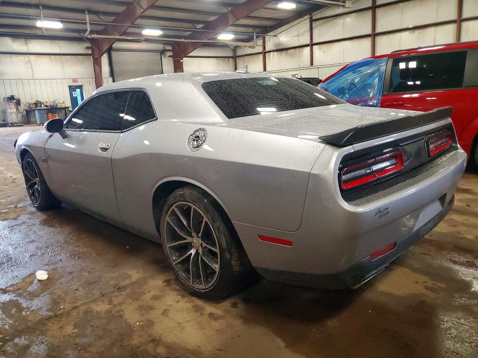 49864436 :رقم المزاد ، 2C3CDZFJXGH217782 vin ، 2016 Dodge Challenger مزاد بيع