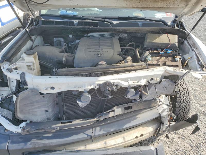 48924006 :رقم المزاد ، 5TFRM5F19JX126262 vin ، 2018 Toyota Tundra مزاد بيع
