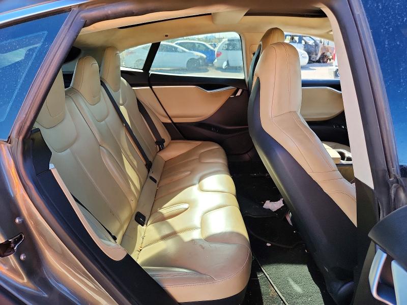 Продаж на аукціоні авто 2015 Tesla Model S, vin: 5YJSA1E21FF114119, номер лоту: 48794976