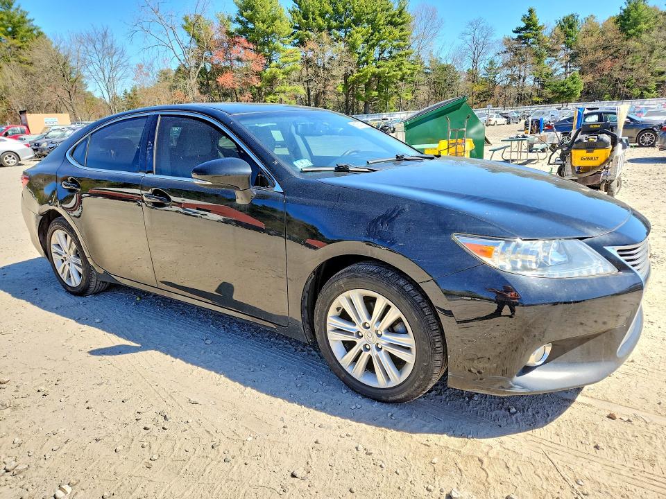 Продажа на аукционе авто 2014 Lexus Es, vin: JTHBK1GG0E2110049, номер лота: 51057426