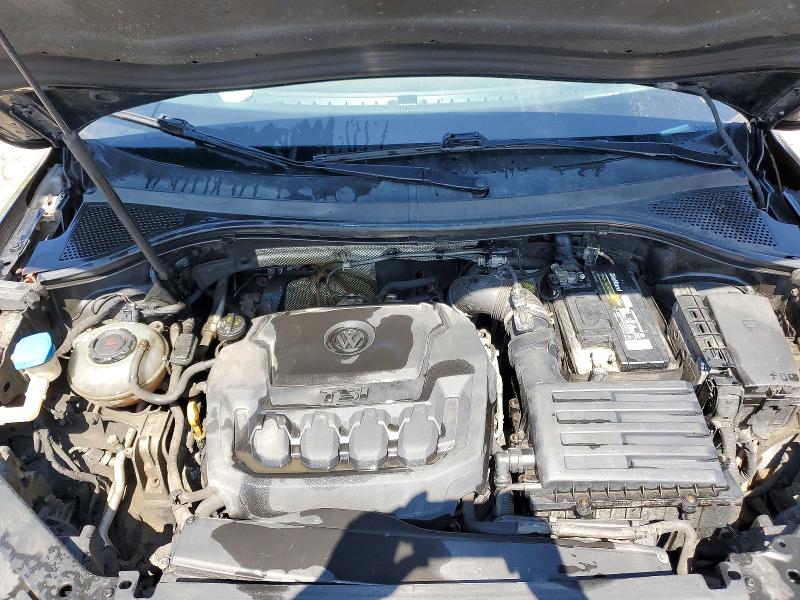 50492326 :رقم المزاد ، 3VV2B7AX2JM191508 vin ، 2018 Volkswagen Tiguan مزاد بيع