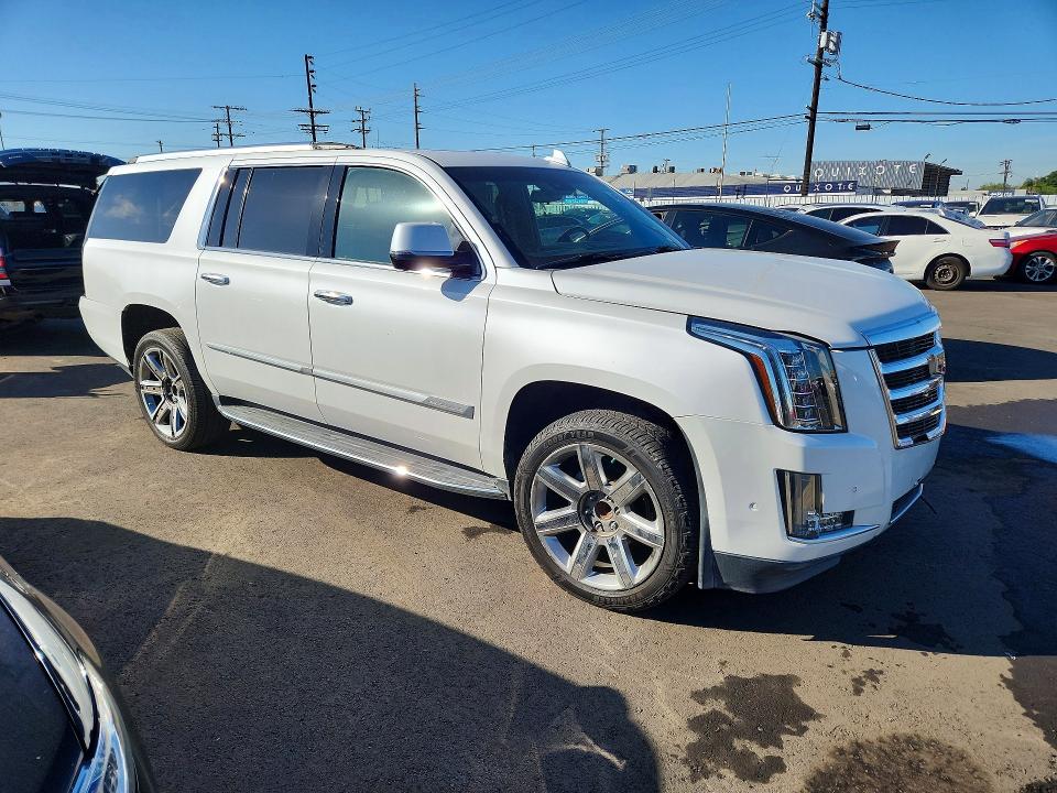 2018 Cadillac Escalade მანქანა იყიდება აუქციონზე, vin: 1GYS3HKJ3JR346846, აუქციონის ნომერი: 49516886