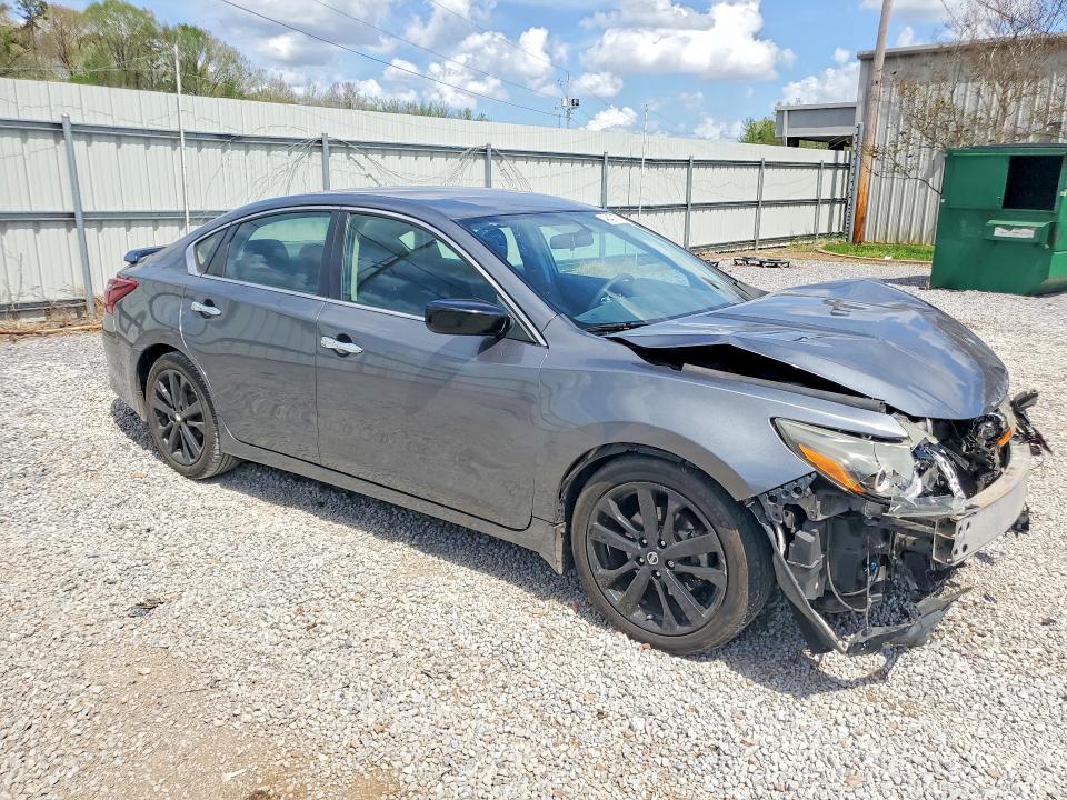 2017 Nissan Altima მანქანა იყიდება აუქციონზე, vin: 1N4AL3AP5HC264498, აუქციონის ნომერი: 48401876