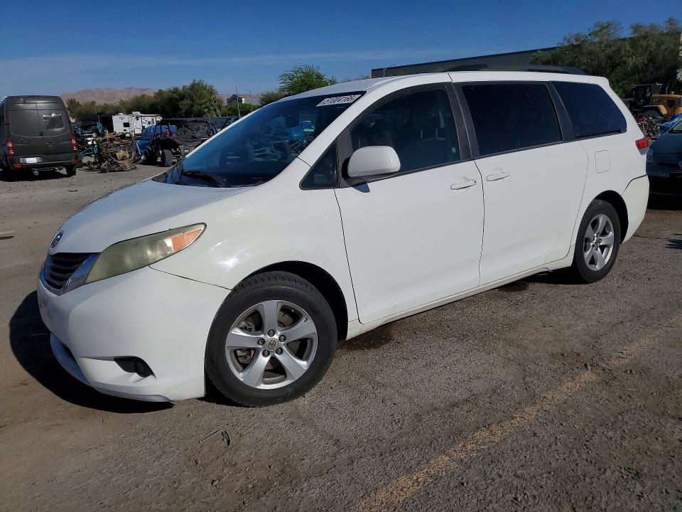 Aukcja sprzedaży 2014 Toyota Sienna, vin: 5TDKK3DCXES497720, numer aukcji: 51004166