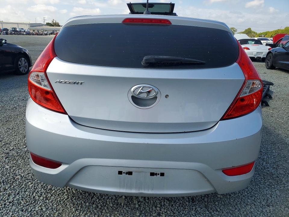 52041376 :رقم المزاد ، KMHCT5AE0HU320172 vin ، 2017 Hyundai Accent مزاد بيع
