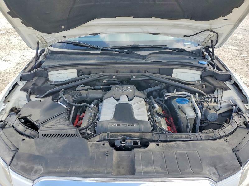 51077666 :رقم المزاد ، WA1CGAFP9EA058865 vin ، 2014 Audi Sq5 مزاد بيع