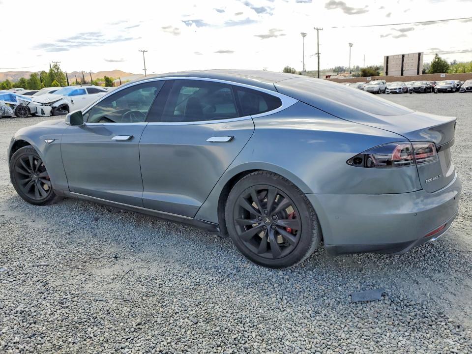 Продажа на аукционе авто 2013 Tesla Model S, vin: 5YJSA1CN4DFP27183, номер лота: 51018416