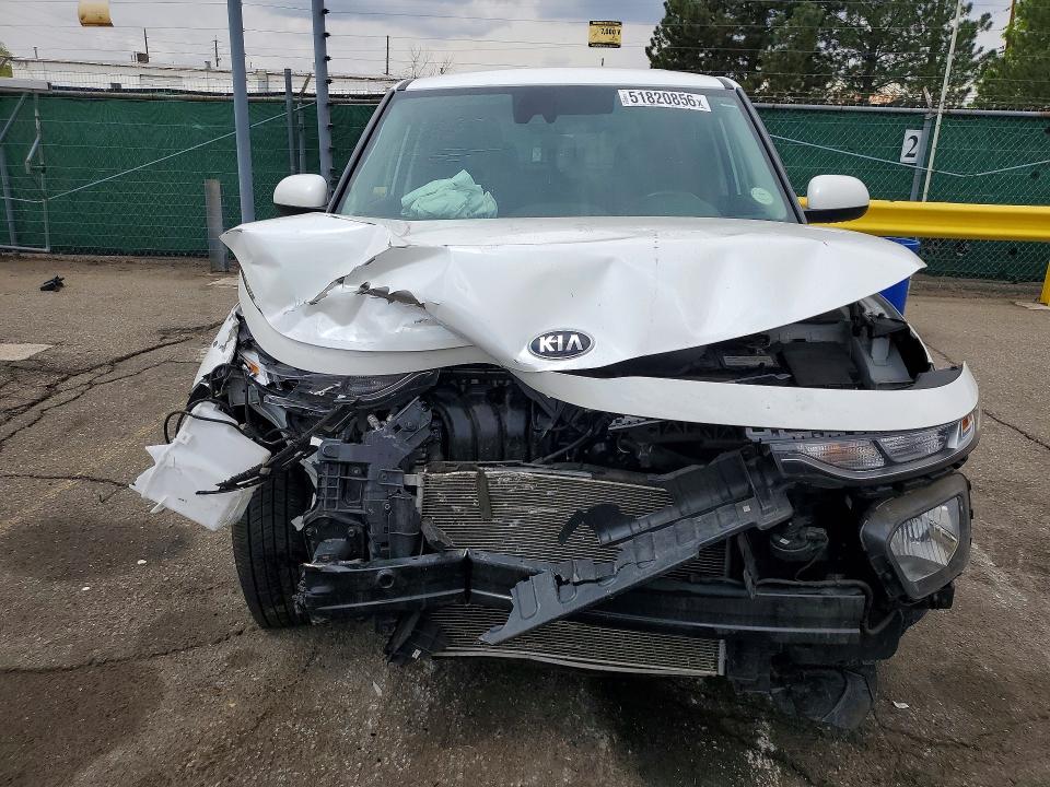 2021 Kia Soul მანქანა იყიდება აუქციონზე, vin: KNDJ23AU7M7144837, აუქციონის ნომერი: 51820856