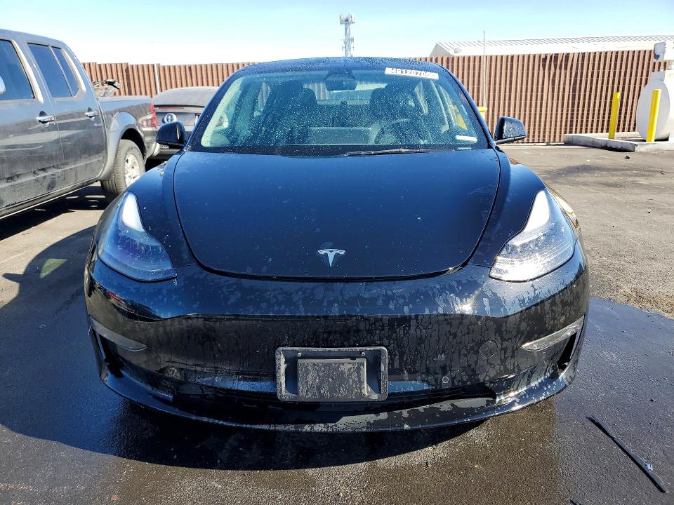 49120706 :رقم المزاد ، 5YJ3E1EB8NF304880 vin ، 2022 Tesla Model 3 مزاد بيع