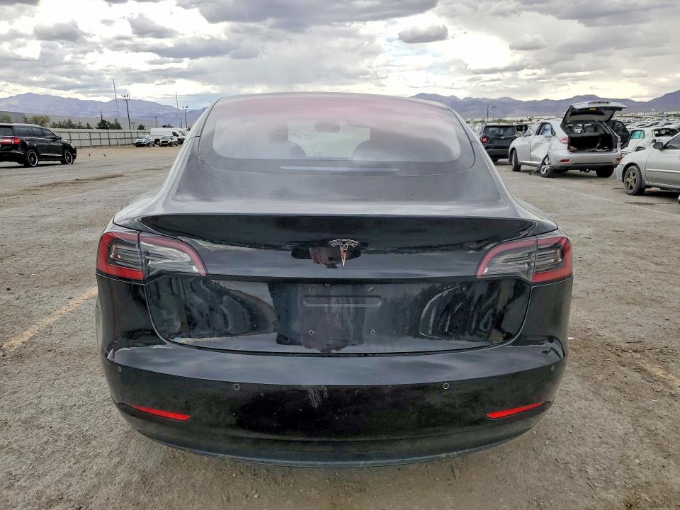 Продаж на аукціоні авто 2018 Tesla Model 3, vin: 5YJ3E1EA7JF006757, номер лоту: 49778956