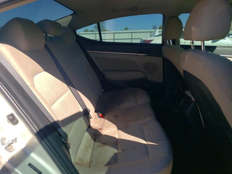 2017 Hyundai Elantra მანქანა იყიდება აუქციონზე, vin: 5NPD84LF7HH172607, აუქციონის ნომერი: 49548296