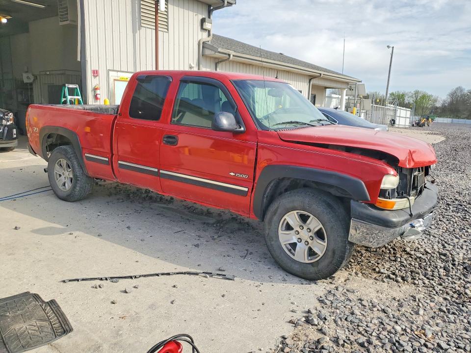 48236006 :رقم المزاد ، 2GCEK19T921277207 vin ، 2002 Chevrolet Silverado مزاد بيع