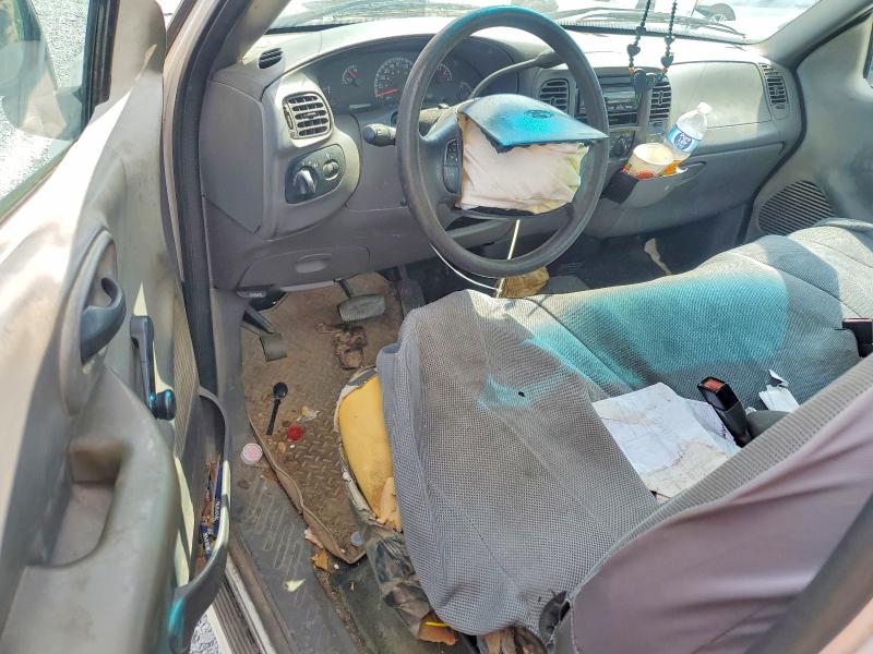 49577066 :رقم المزاد ، 1FTRF17232KC35096 vin ، 2002 Ford F150 مزاد بيع
