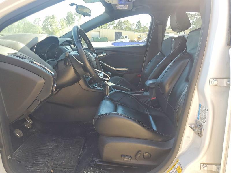 2015 Ford Focus მანქანა იყიდება აუქციონზე, vin: 1FADP3L92FL372462, აუქციონის ნომერი: 48572656