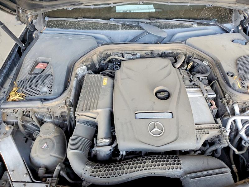 48909876 :رقم المزاد ، WDDZF4JB5JA404233 vin ، 2018 Mercedes-benz E مزاد بيع