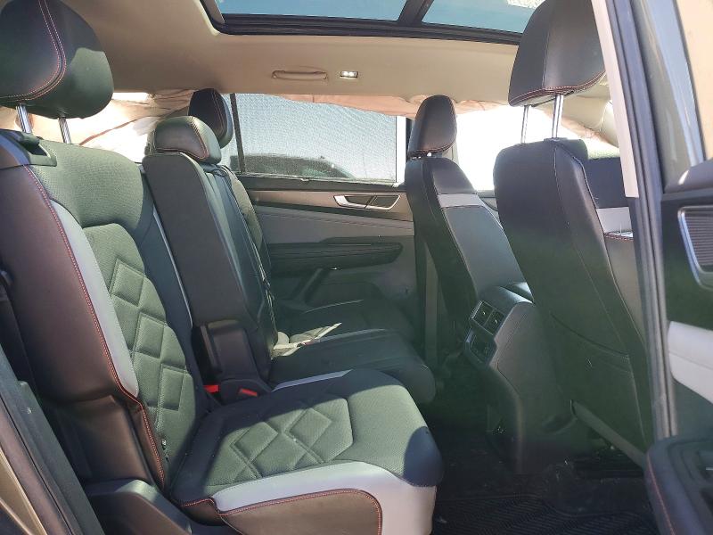 2024 Volkswagen Atlas მანქანა იყიდება აუქციონზე, vin: 1V2GR2CAXRC572143, აუქციონის ნომერი: 48284166