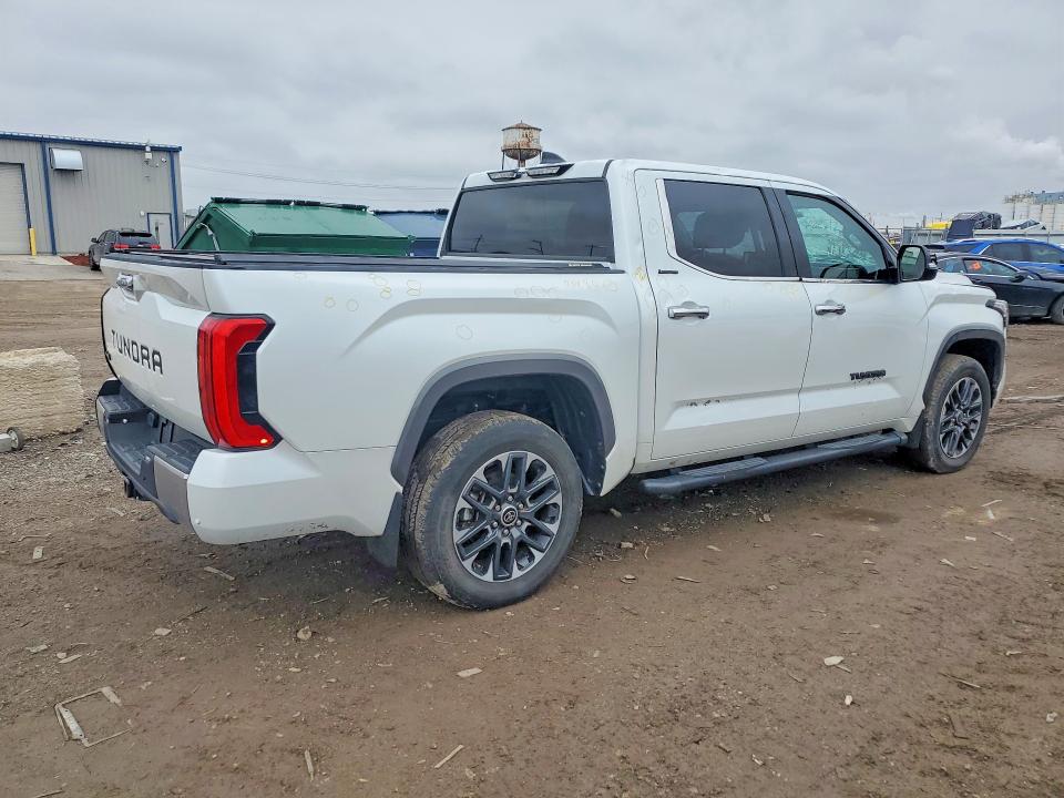 Продаж на аукціоні авто 2022 Toyota Tundra, vin: 5TFJC5DB8NX004364, номер лоту: 47775846