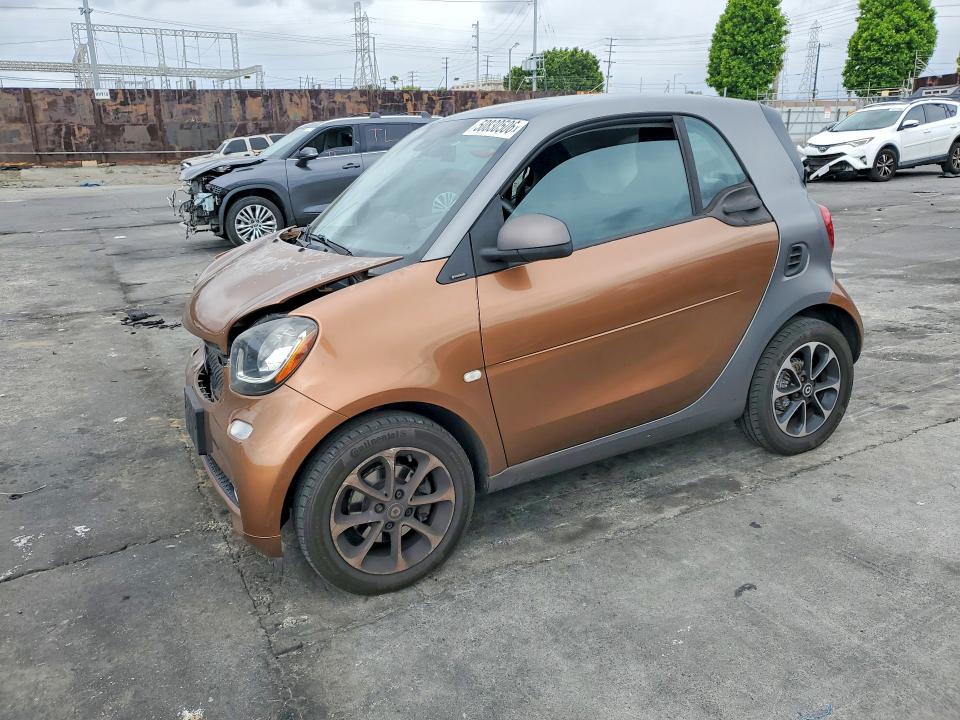 Продаж на аукціоні авто 2017 Smart Fortwo, vin: WMEFJ5DA0HK175101, номер лоту: 50830506