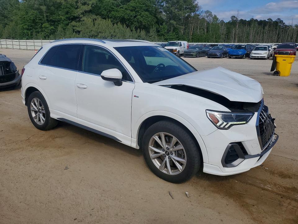 51534846 :رقم المزاد ، WA1DECF31P1045565 vin ، 2023 Audi Q3 مزاد بيع