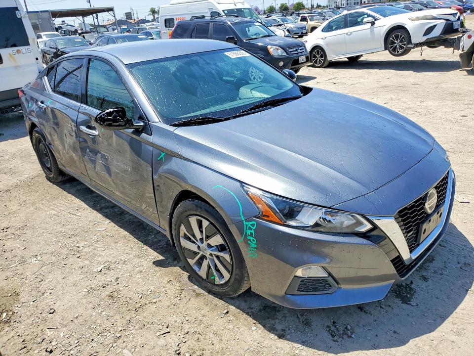 51688566 :رقم المزاد ، 1N4BL4BV6KC189373 vin ، 2019 Nissan Altima مزاد بيع