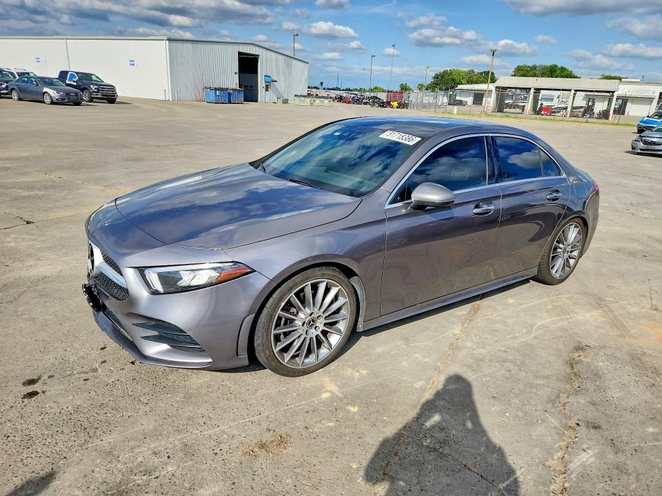 51718386 :رقم المزاد ، WDD3G4EB7KW010525 vin ، 2019 Mercedes-benz A مزاد بيع