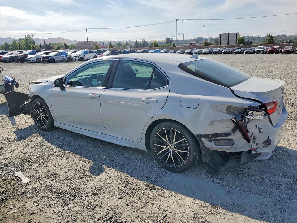 Продаж на аукціоні авто 2023 Toyota Camry, vin: 4T1G11AK2PU116056, номер лоту: 48718406