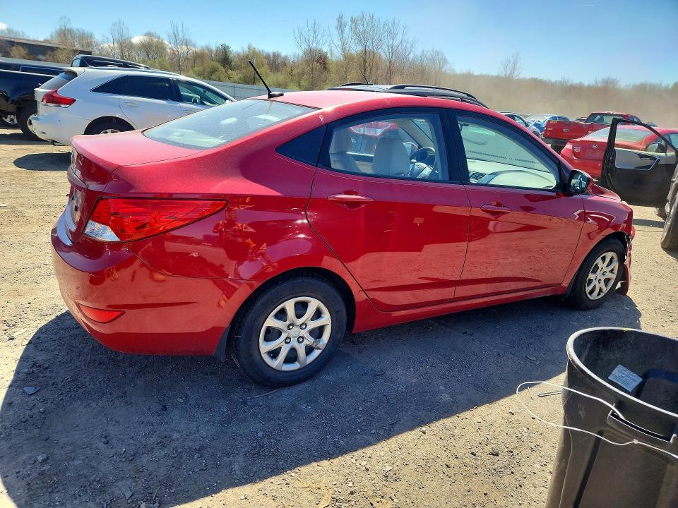 50795446 :رقم المزاد ، KMHCT4AE3DU316492 vin ، 2013 Hyundai Accent مزاد بيع