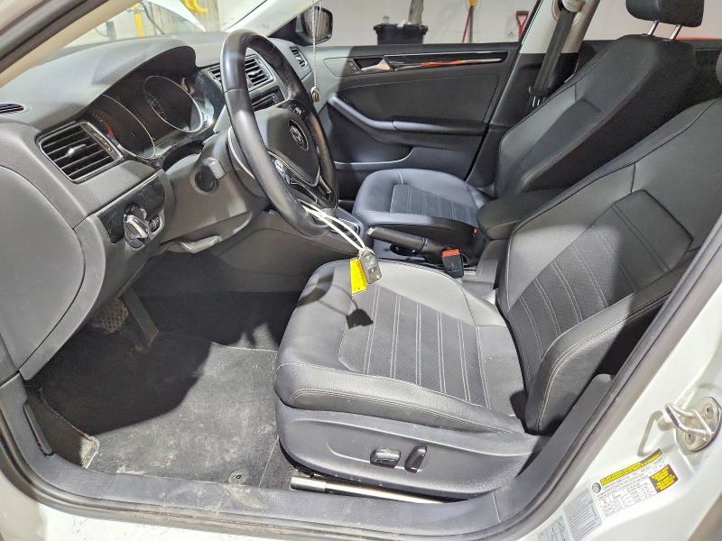 49157036 :رقم المزاد ، 3VWL17AJ9HM289895 vin ، 2017 Volkswagen Jetta مزاد بيع