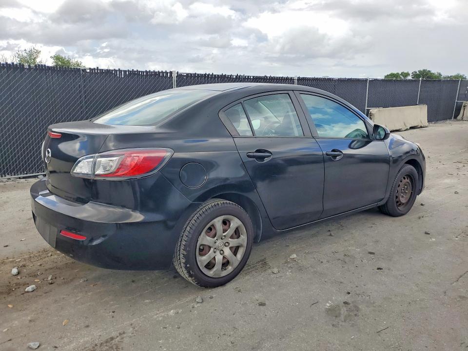 2013 Mazda Mazda3 მანქანა იყიდება აუქციონზე, vin: JM1BL1TF5D1777330, აუქციონის ნომერი: 48313496