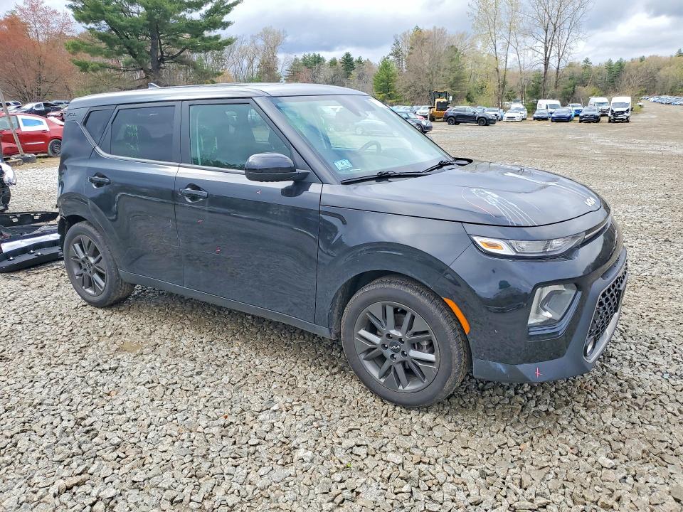 51332456 :رقم المزاد ، KNDJ33AU0N7163664 vin ، 2022 Kia Soul مزاد بيع