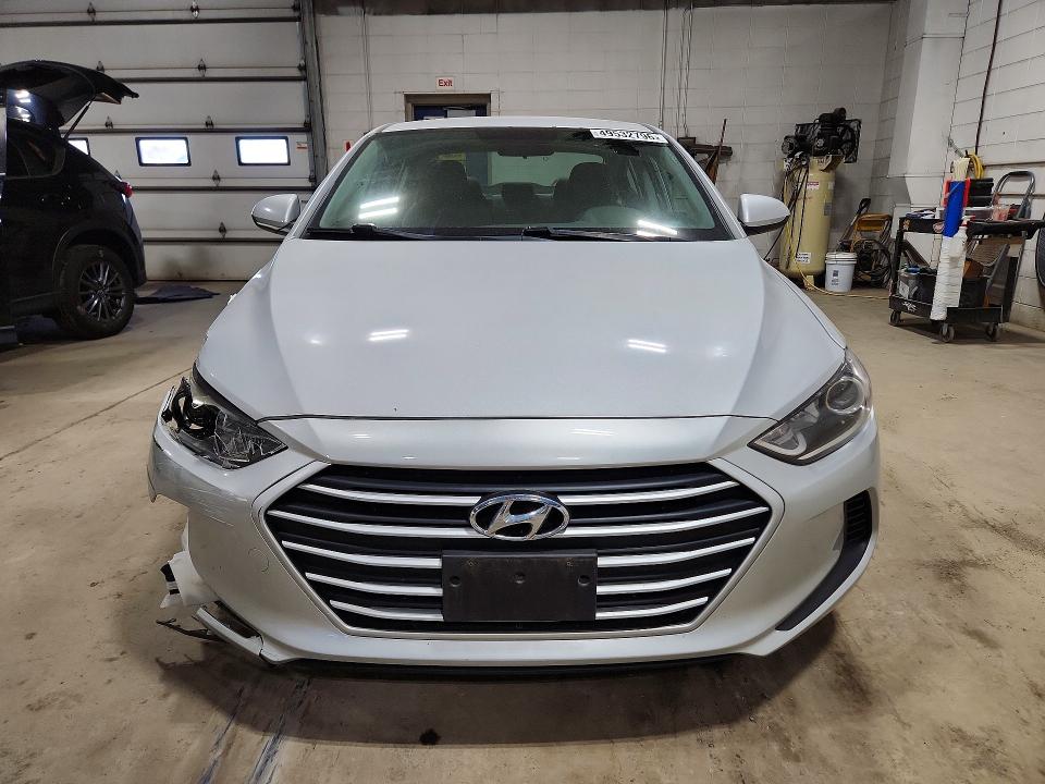 2017 Hyundai Elantra მანქანა იყიდება აუქციონზე, vin: KMHD84LFXHU427056, აუქციონის ნომერი: 49532796