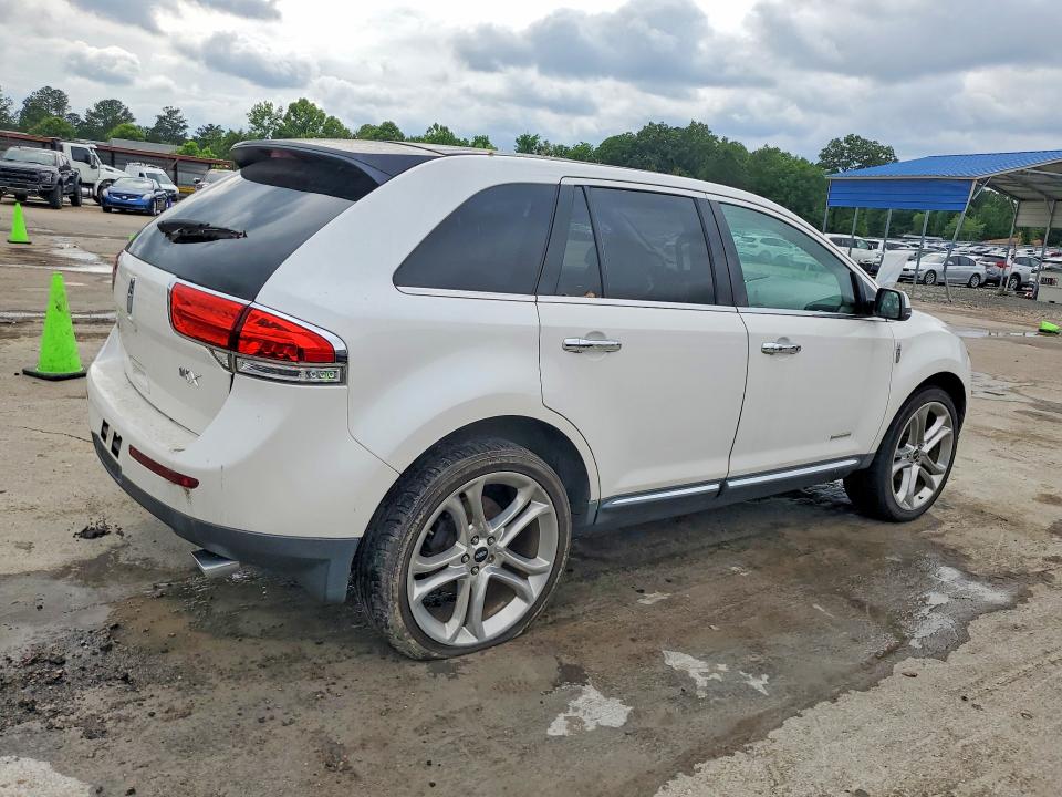 Продаж на аукціоні авто 2015 Lincoln Mkx, vin: 2LMDJ6JK2FBL33373, номер лоту: 51819126