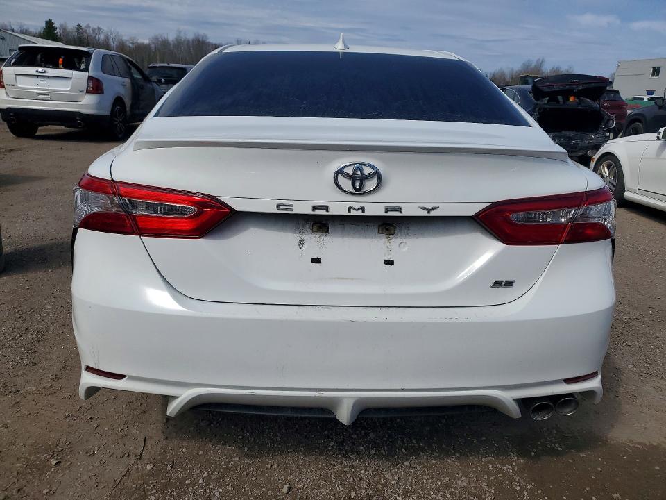 49676856 :رقم المزاد ، 4T1J11AK2LU865262 vin ، 2020 Toyota Camry مزاد بيع