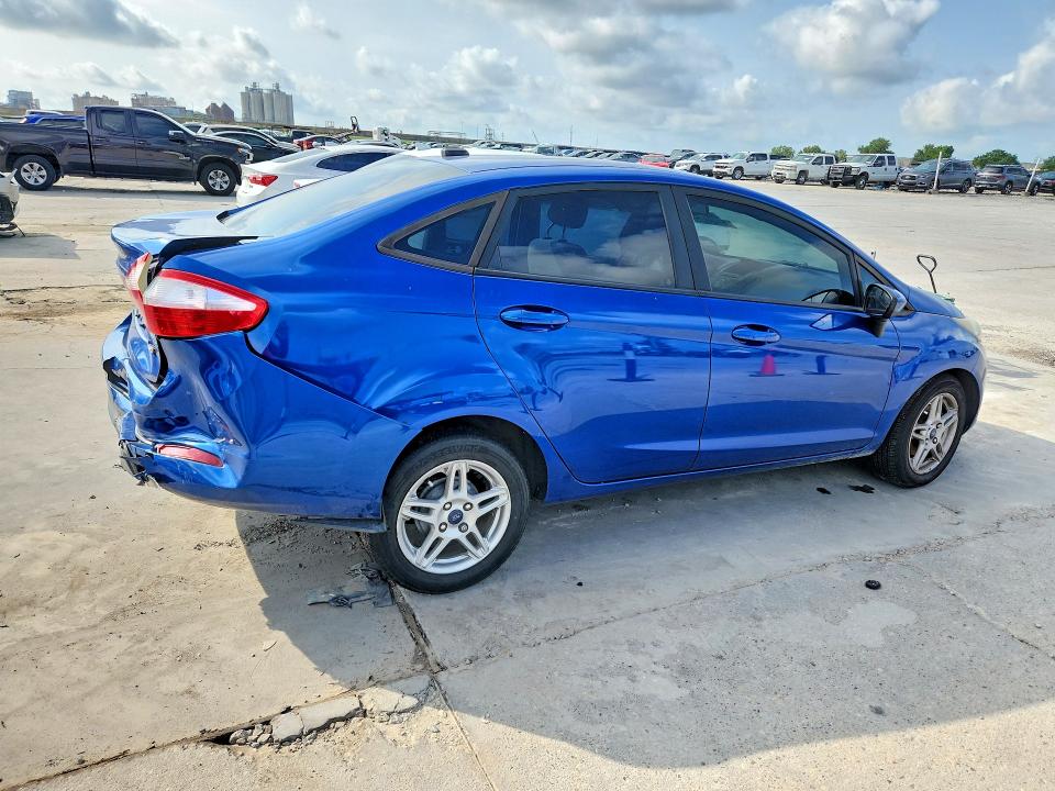 2018 Ford Fiesta მანქანა იყიდება აუქციონზე, vin: 3FADP4BJ4JM129745, აუქციონის ნომერი: 51499356