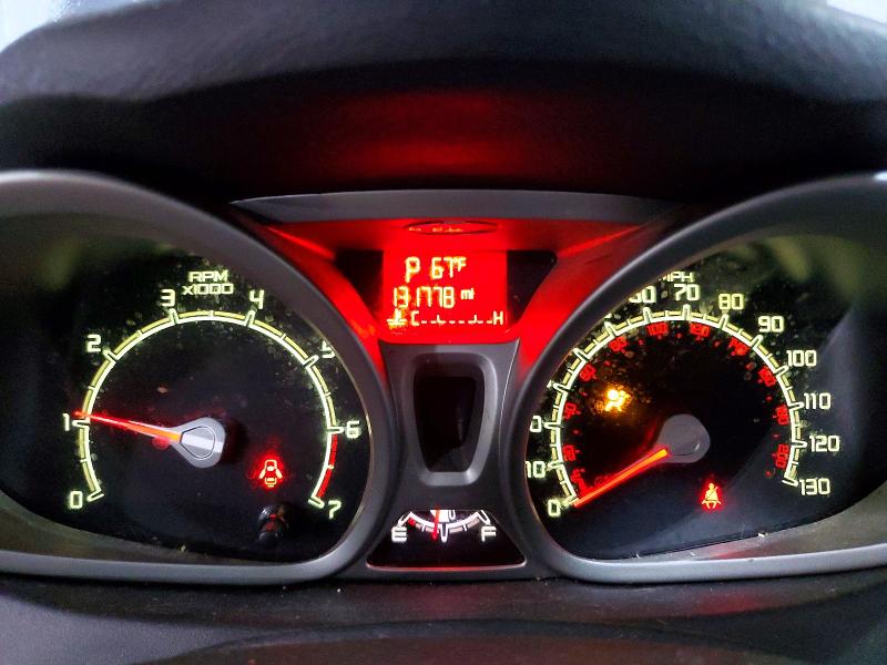 50628286 :رقم المزاد ، 3FADP4EJ3DM122706 vin ، 2013 Ford Fiesta مزاد بيع