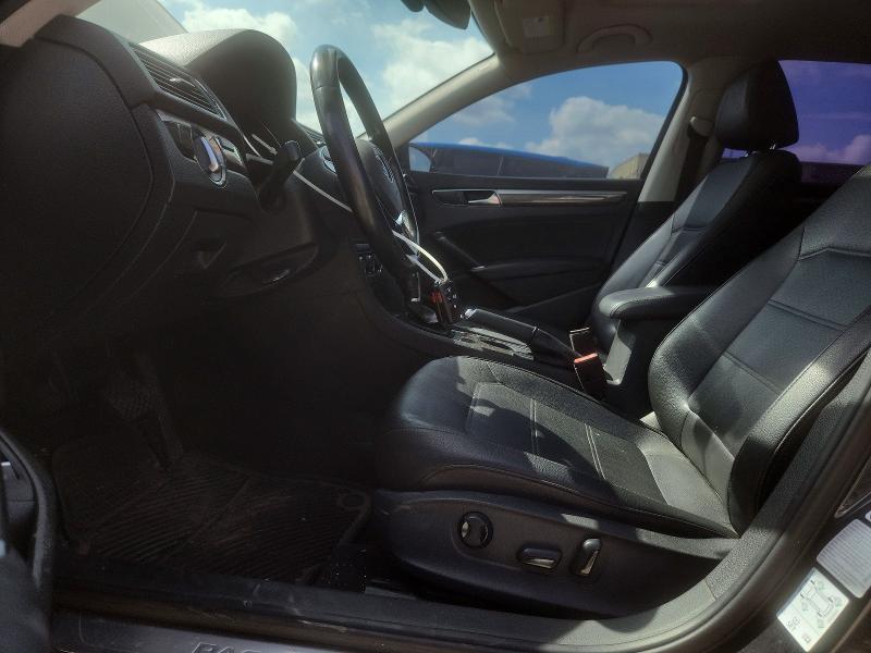 47326276 :رقم المزاد ، 1VWGT7A36HC077907 vin ، 2017 Volkswagen Passat مزاد بيع