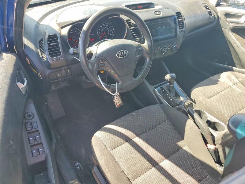 48979856 :رقم المزاد ، 3KPFK4A76HE071181 vin ، 2017 Kia Forte مزاد بيع